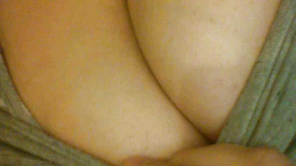 8P Paki married slut