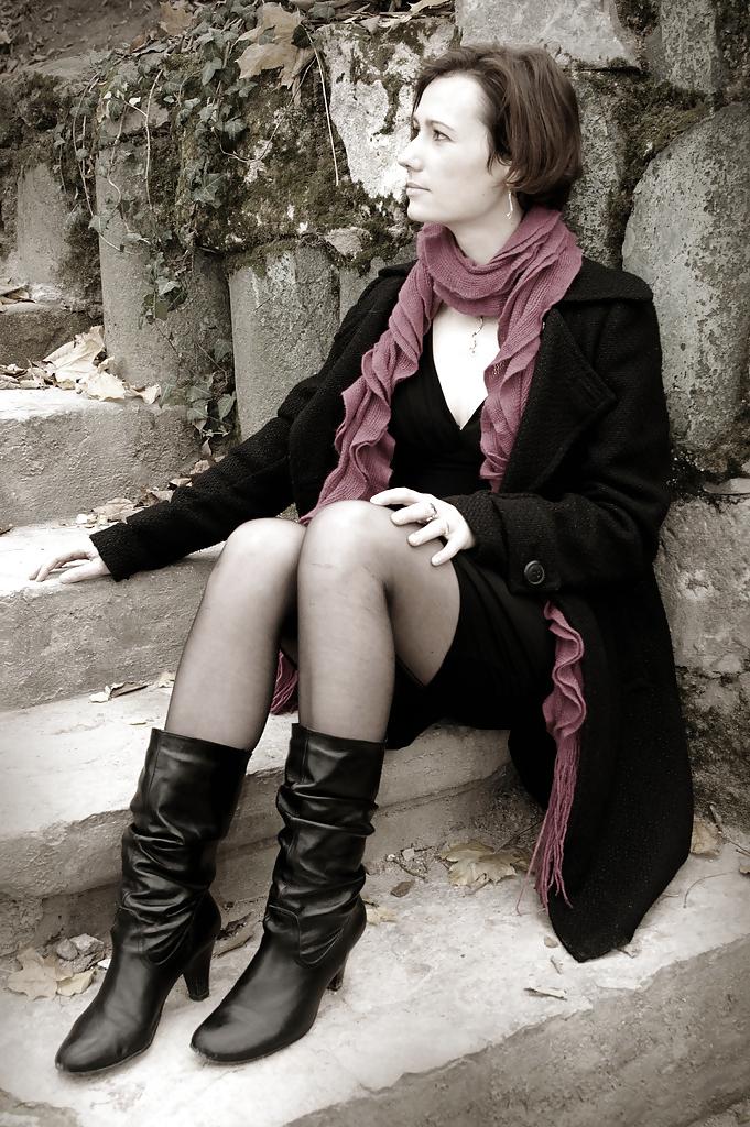 10P Pantyhose and Boots Mix 1