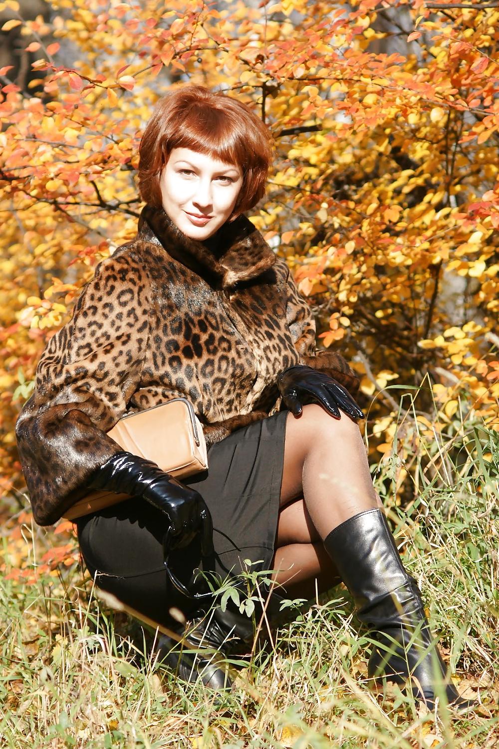 10P Pantyhose and Boots Mix 1