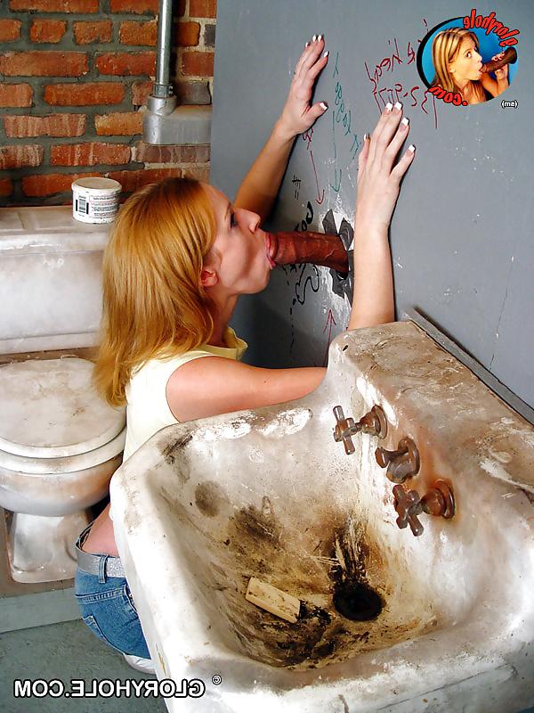 25P Lexi takes a gloryhole