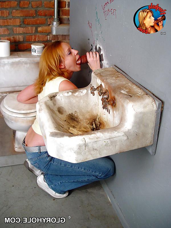 25P Lexi takes a gloryhole
