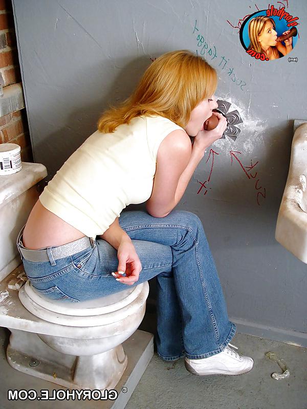25P Lexi takes a gloryhole