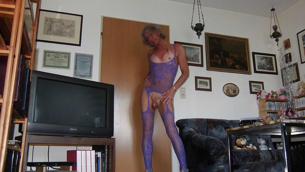 19P New Catsuit