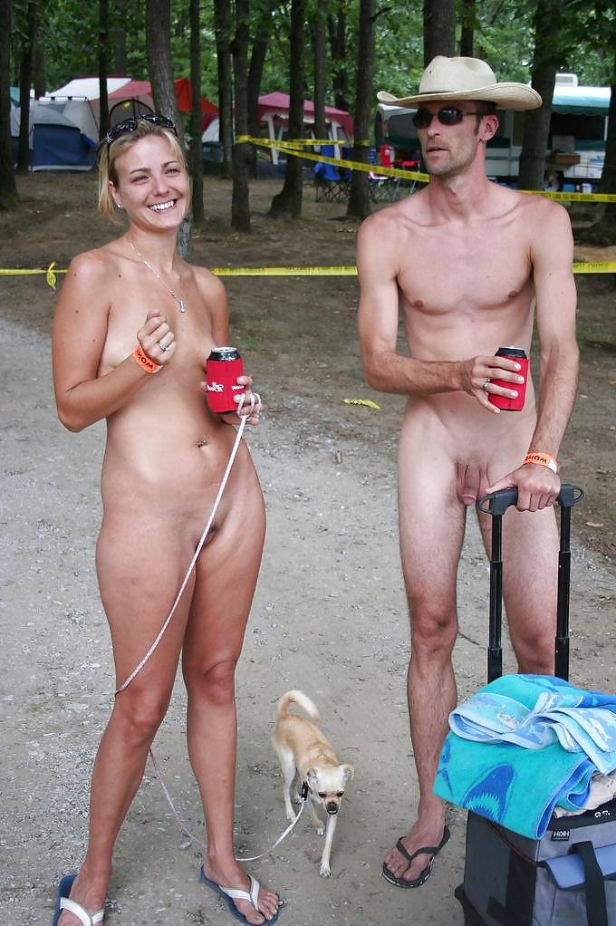 20P Naked couple 29.
