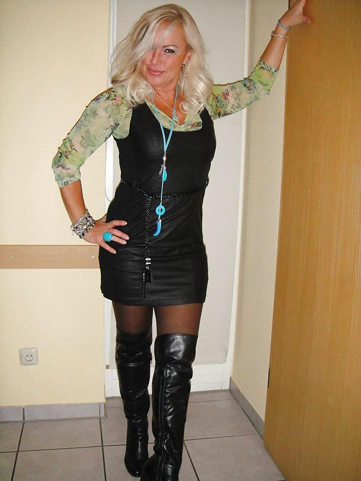 25P Facebook MILF Serbia