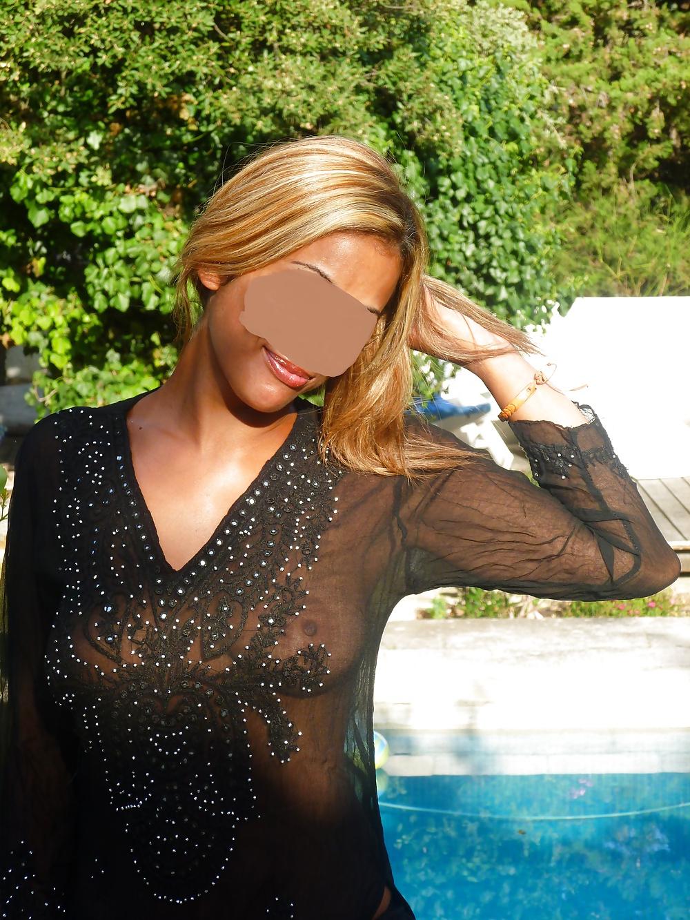 10P Ma beurette marocaine avec robe transparente