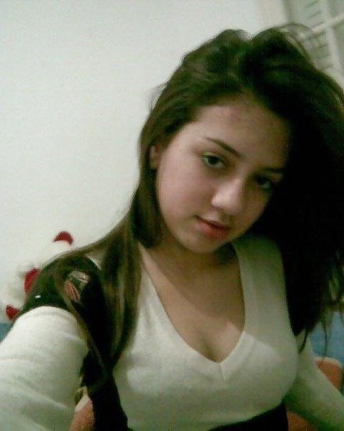 25P Hot Indian, Arab and others 