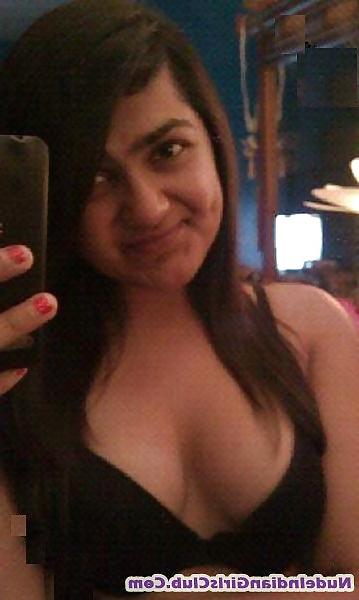 25P Hot Indian, Arab and others 