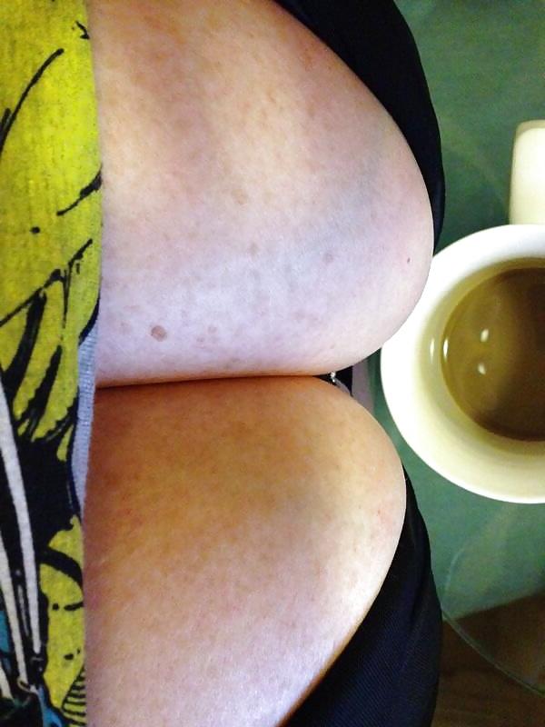 25P Huge Tits, Tight Tops 89