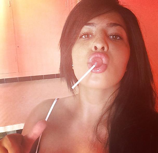 25P Ahlamoukhita beurette instagram