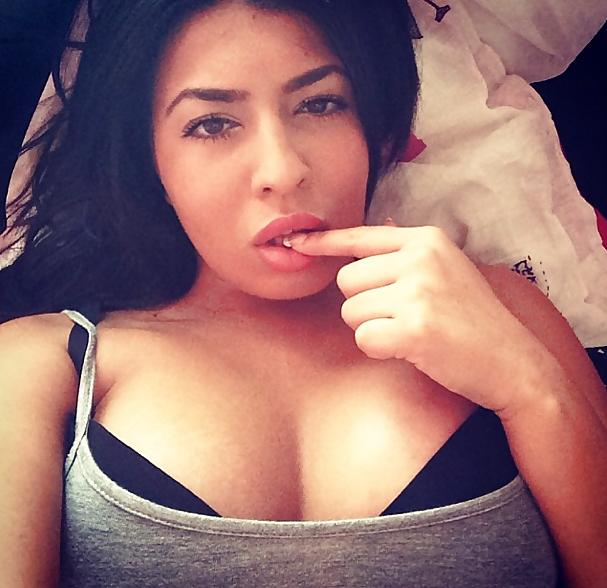25P Ahlamoukhita beurette instagram