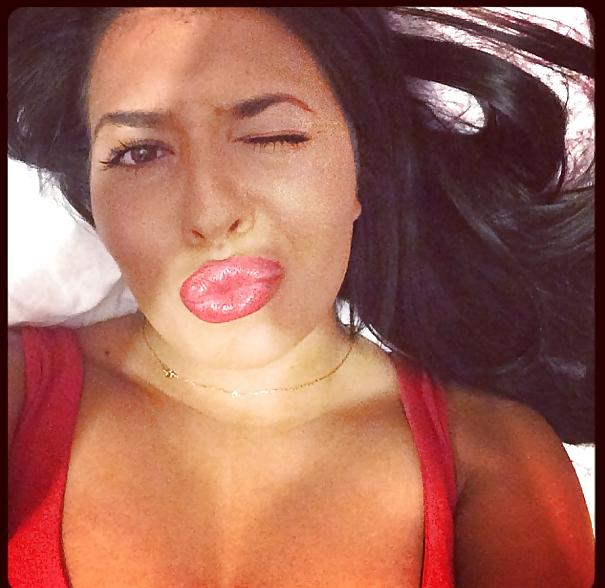 25P Ahlamoukhita beurette instagram