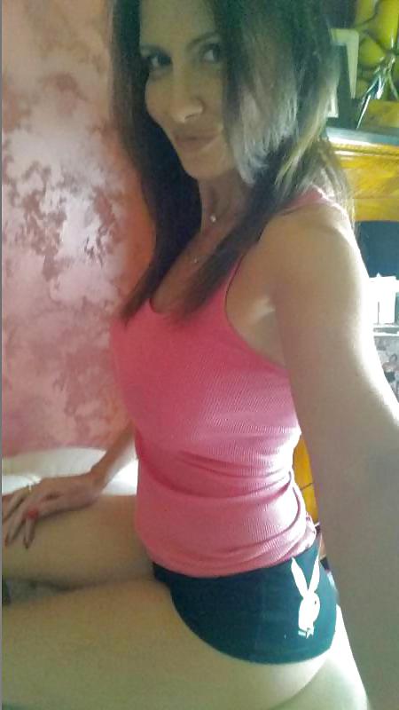 25P Slut MILF hot Ass and BooBs