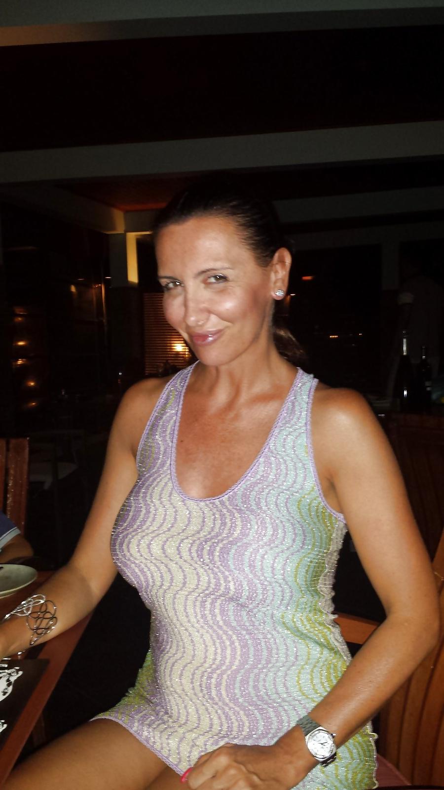 25P Slut MILF hot Ass and BooBs