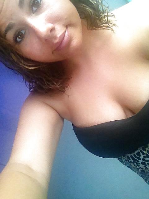 14P Huge tits yum