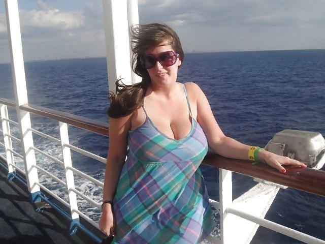 25P Huge Boobs Random Mix Vol 1
