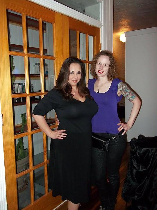 22P American Milf With Massive Tits