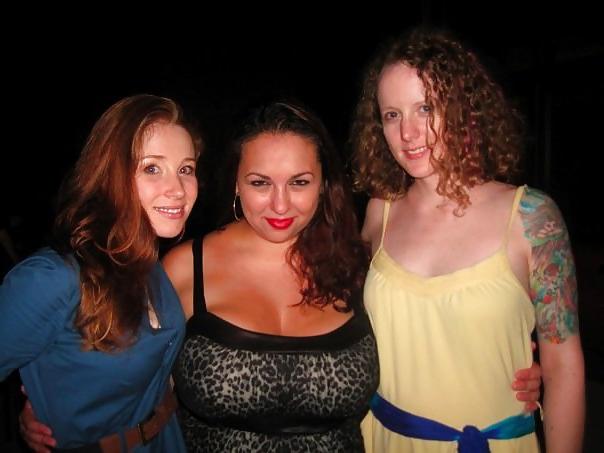 22P American Milf With Massive Tits