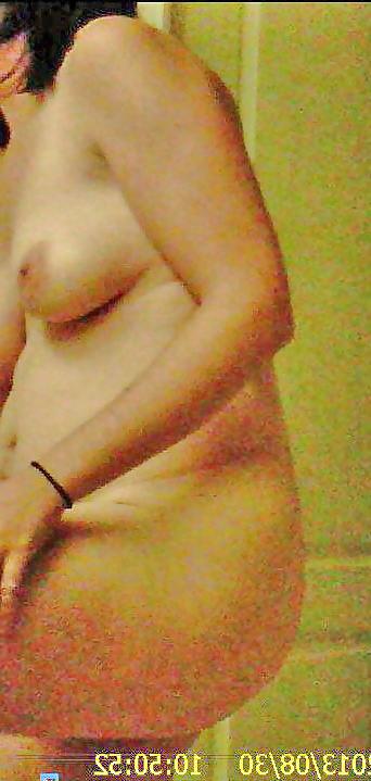 15P Brunette Wife Caught Getting Into Shower