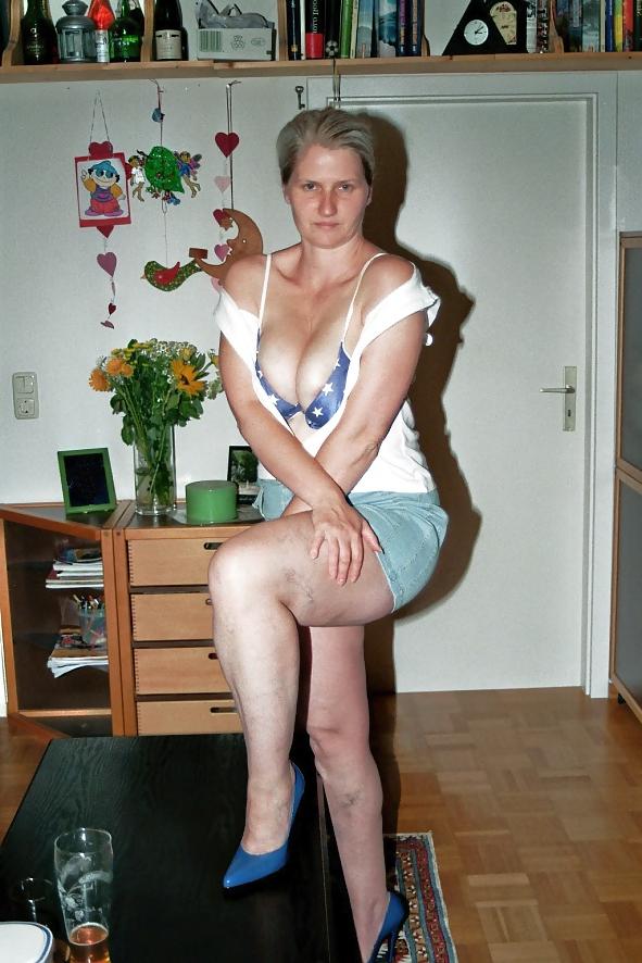 8P SAG - Wife's U.S. Bikini Boobs & Short Sexy Skirt 03
