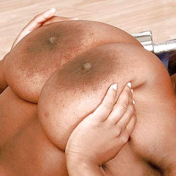 25P BIG BOOBS 1