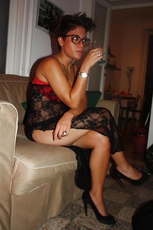 19P Brunette with a big hole