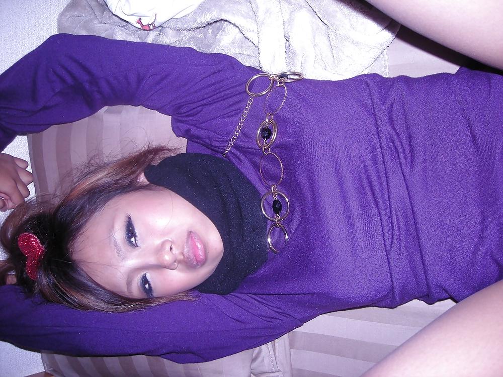 20P Asian couple