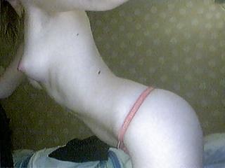 25P Naughty phone selfies