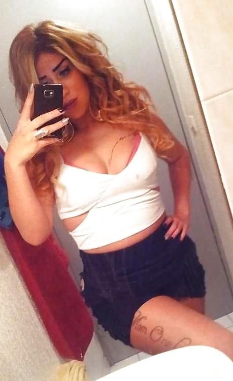 9P Beurette a sperme