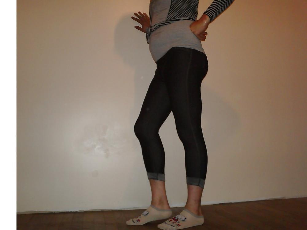 19P Clarygirly in ankle socks 11 and big plug 