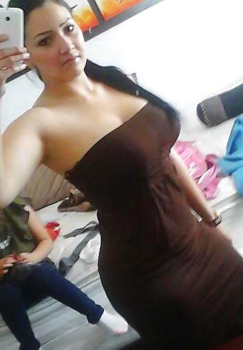 25P Amazing Girl With XXL Boobs