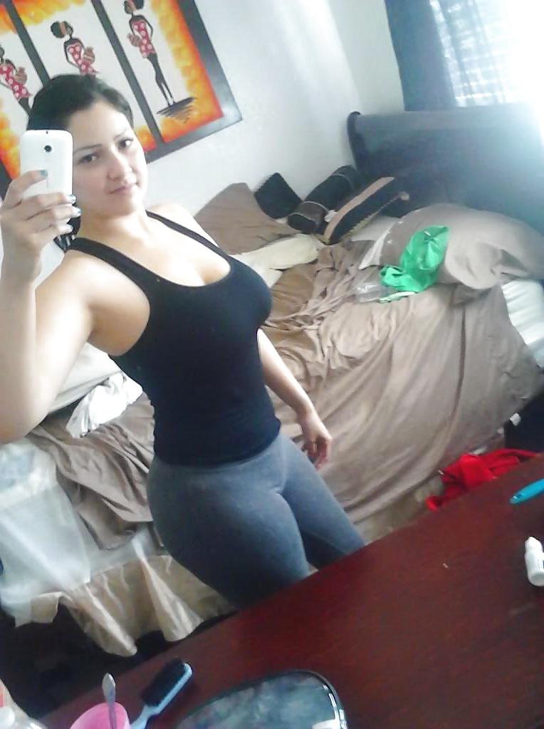 25P Amazing Girl With XXL Boobs