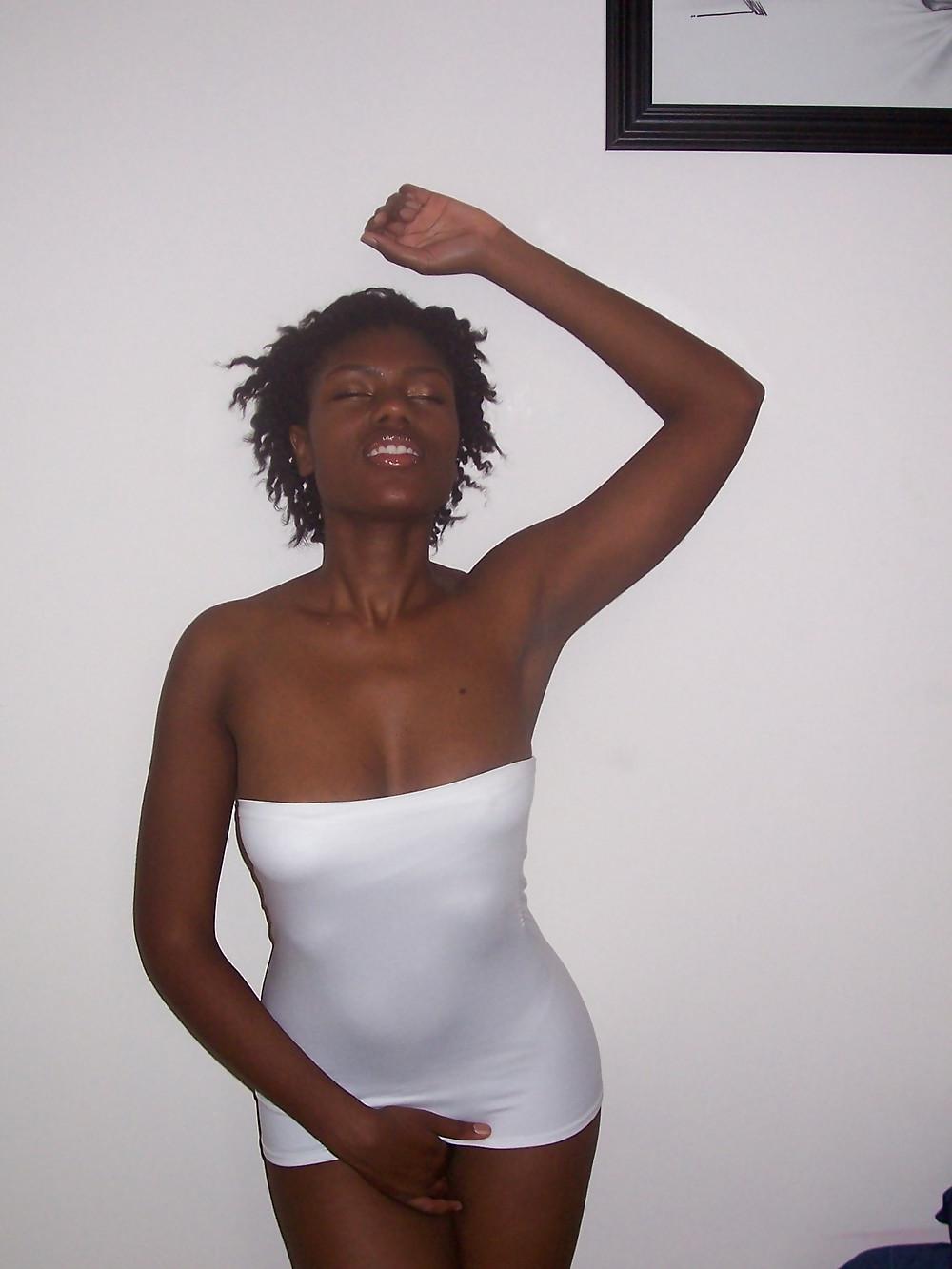 9P Amateur Honey 85