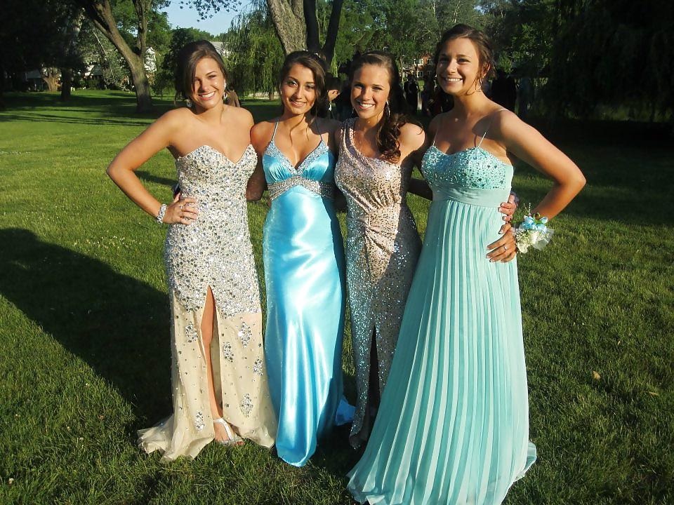 25P Facebook teen babes 11 young bikini prom