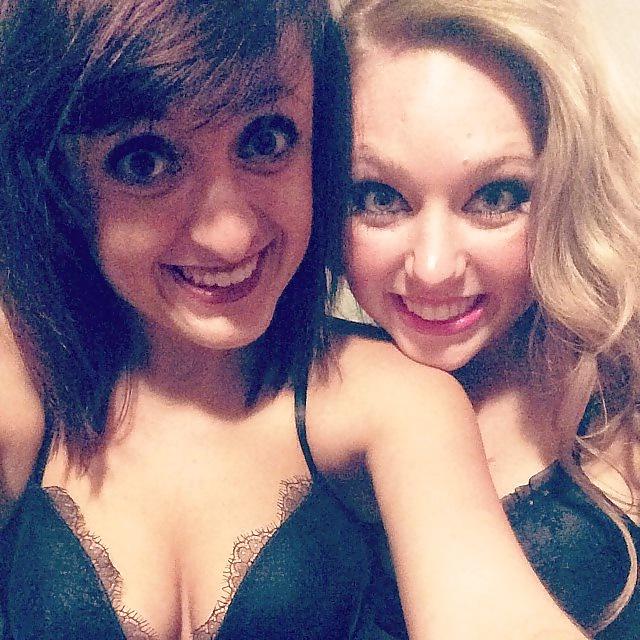 25P Facebook teen babes 11 young bikini prom