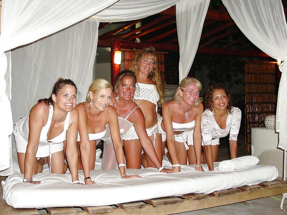 25P American Swinger Party