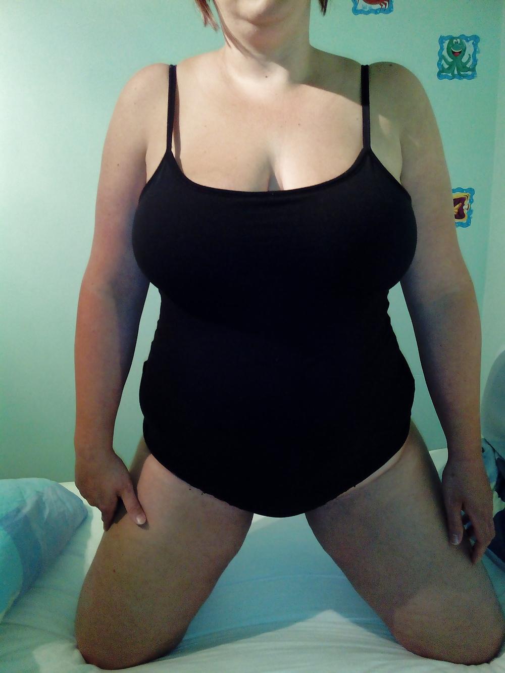 15P Huge boobs and ass