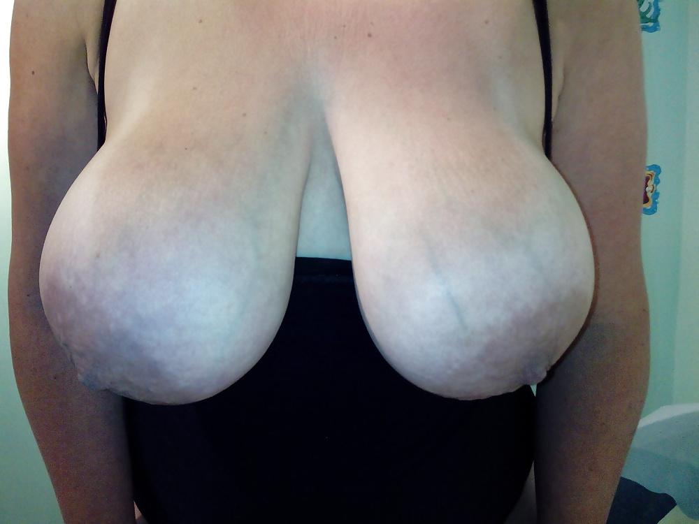 15P Huge boobs and ass