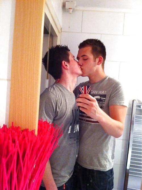 25P Frats Who Love Gay Sex 2
