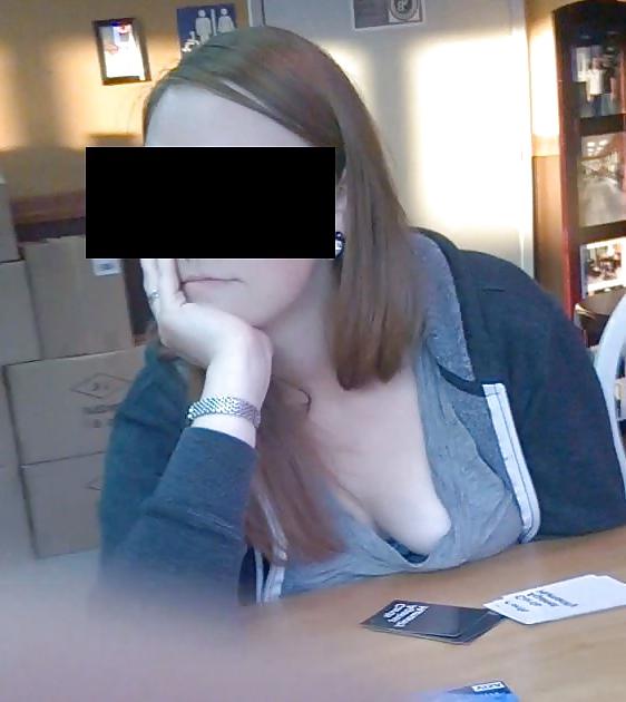 4P Wife's friend downblouse