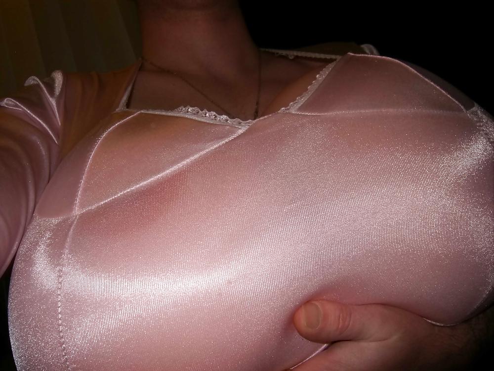 20P Smoking 120s and huge tits
