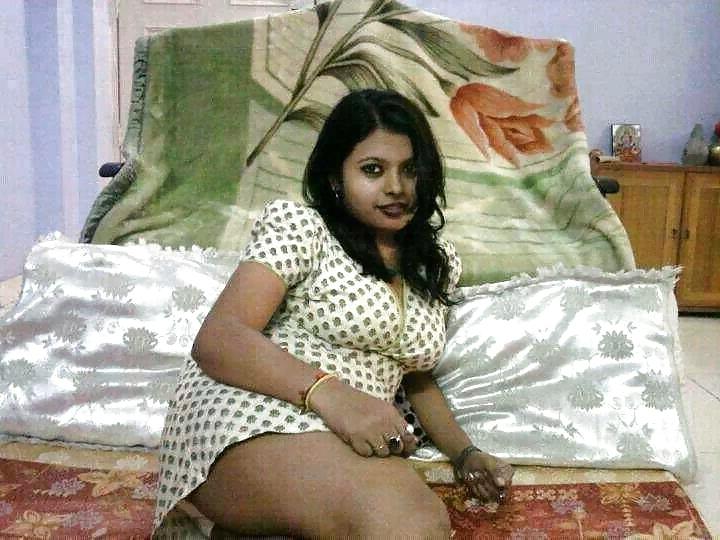 17P Indian babe