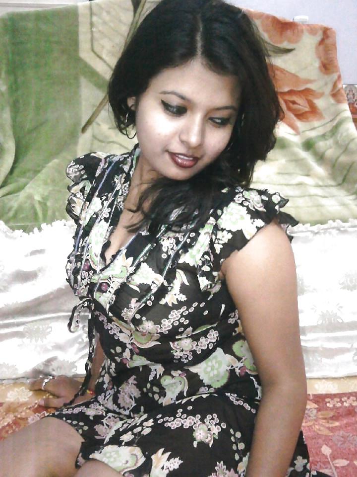 17P Indian babe