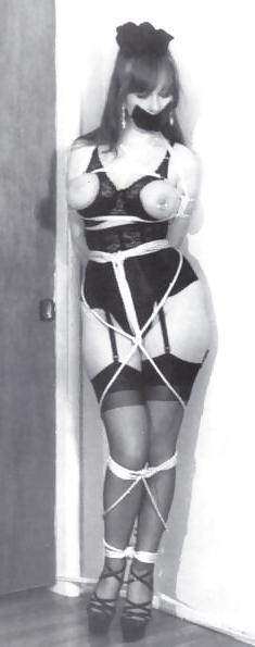 25P Sara Jane Hamilton - Classic Bondage Mix