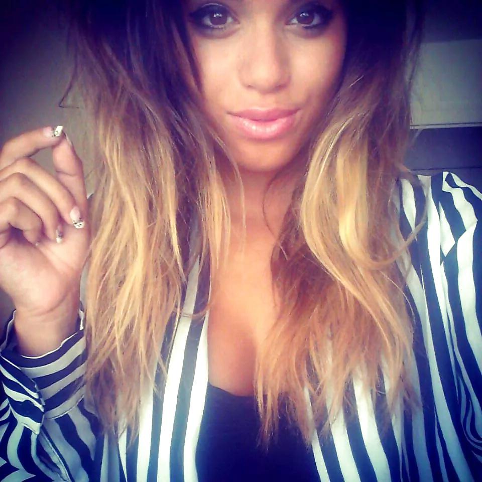 25P Beurette ines unkut