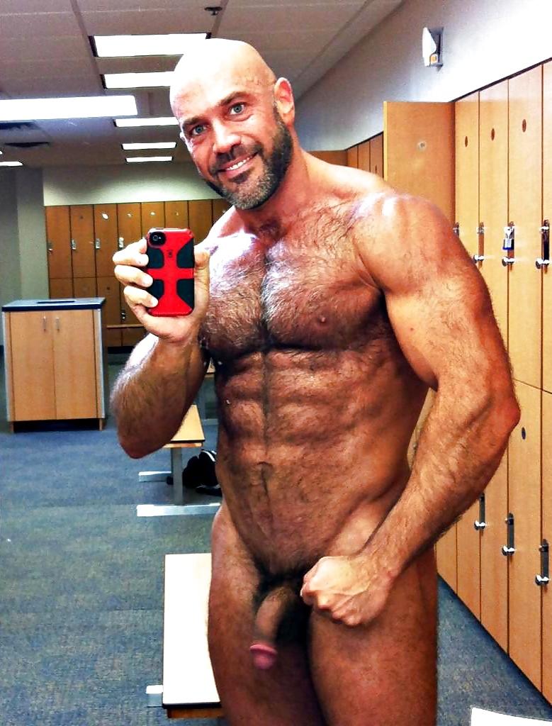25P Married Men are Hot