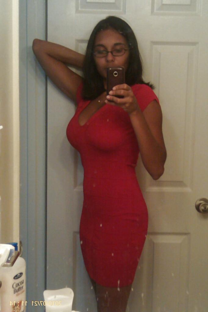 20P Hot Indian Desi Babes 