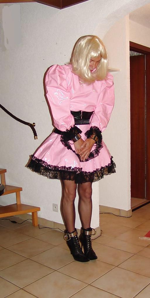 14P Slavinia Maid in rose 2