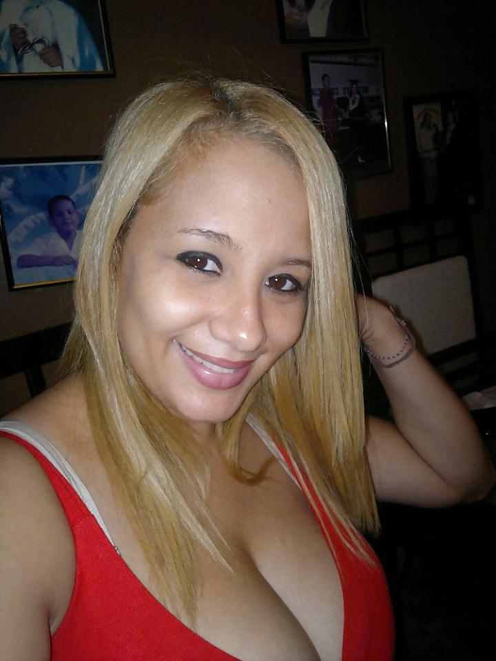 12P CANDID MACROMASTIA ON FB - AMAZING BLONDE WITH MASSIVE TITS