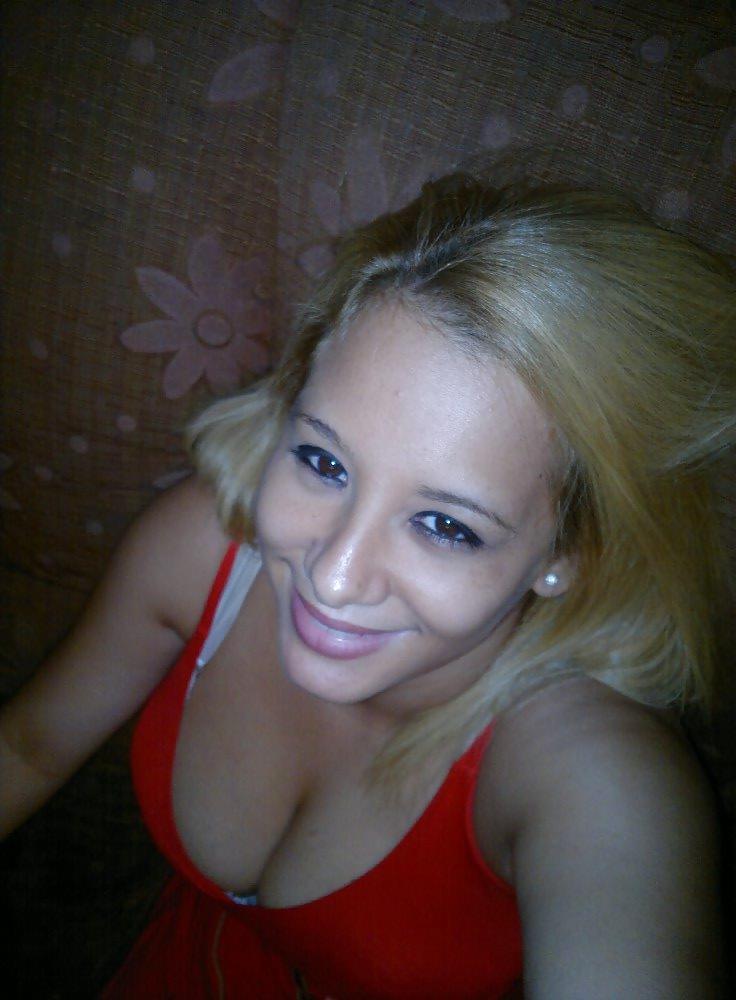 12P CANDID MACROMASTIA ON FB - AMAZING BLONDE WITH MASSIVE TITS